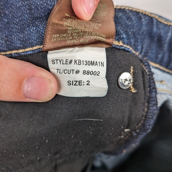 Kut from the Kloth Boyfriend Short Sz 2 - Picture 7 of 7